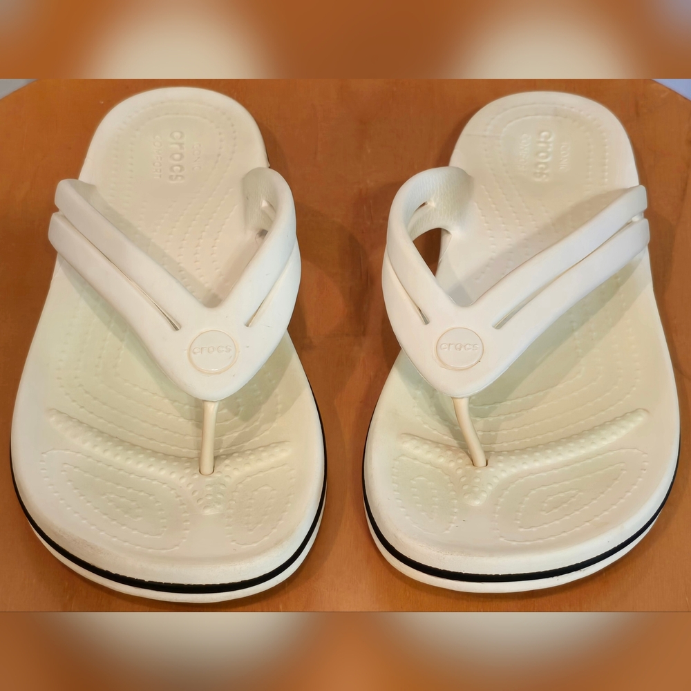 Women's Crocs Crocband Flip Flops White & Black Size 9